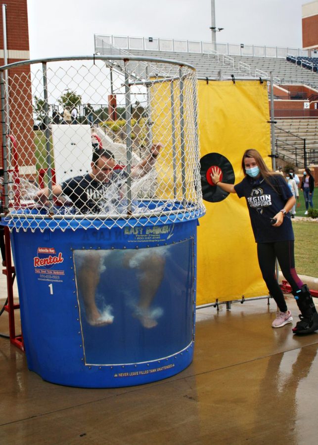 Assistant Principal Eric Parker makes a splash in the dunk tank!