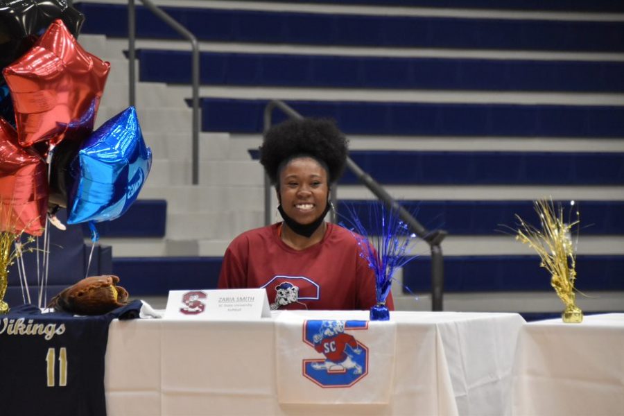 Committing+to+play+softball+for+South+Carolina+State+University%2C+Zarria+Smith+%2812%29+foresees+finding+the+balance+between+softball%2C+academics+and+the+college+lifestyle.