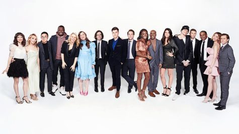 Cast members pose together for the season 47 press photo.
