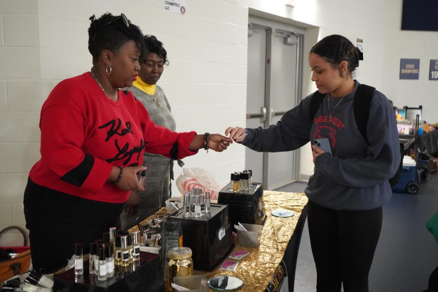 During Viking Hour, students were able to make purchases to support locally-owned Black businesses.